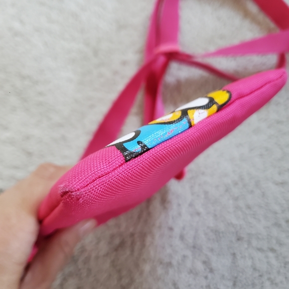 Sanrio Hello Kitty Crossbody Bag - Picture 4 of 10